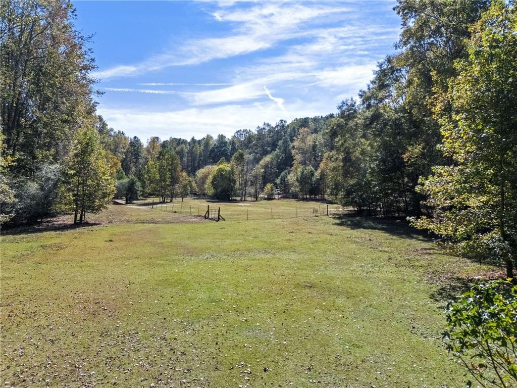 3 bedroom, 2 bathroom single family residence for sale at 7790 Atlanta Newnan Road, Chattahoochee Hills, GA 30268 — photo 6