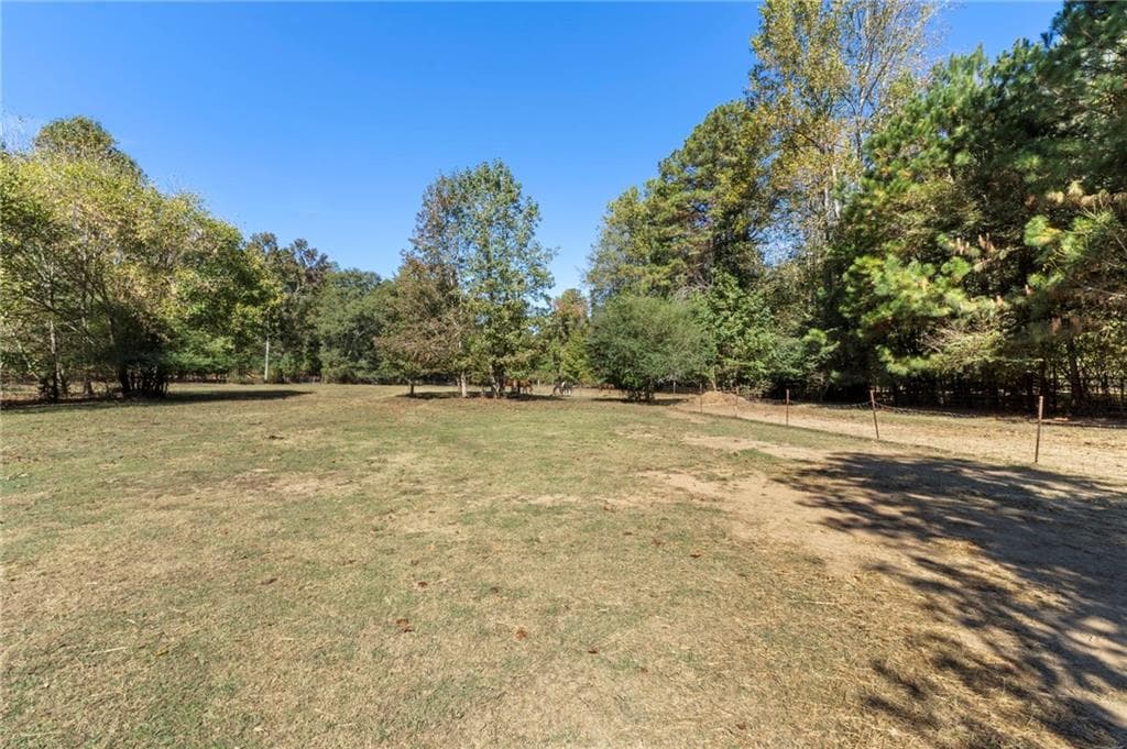 3 bedroom, 2 bathroom single family residence for sale at 7790 Atlanta Newnan Road, Chattahoochee Hills, GA 30268 — photo 8