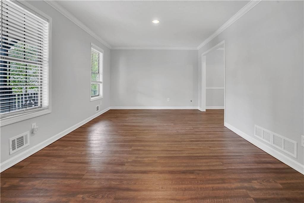 4 bedroom, 2 bathroom, 2,304 sq ft single family residence for sale at 4960 Cold Springs Drive, Lilburn, GA 30047 — photo 6