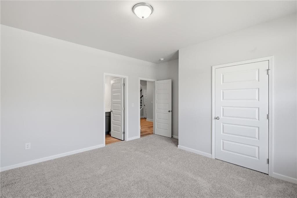5 bedroom, 4 bathroom, 3,722 sq ft single family residence for sale at 1503 Dover Creek Lane, Lawrenceville, GA 30045 — photo 5