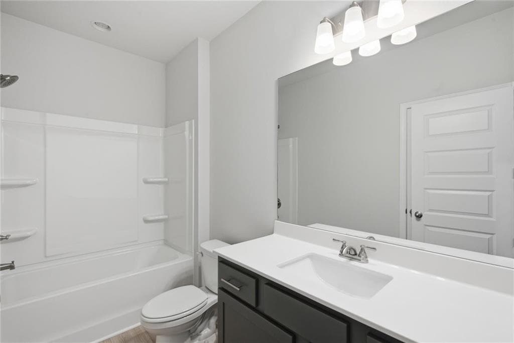 5 bedroom, 4 bathroom, 3,722 sq ft single family residence for sale at 1503 Dover Creek Lane, Lawrenceville, GA 30045 — photo 7
