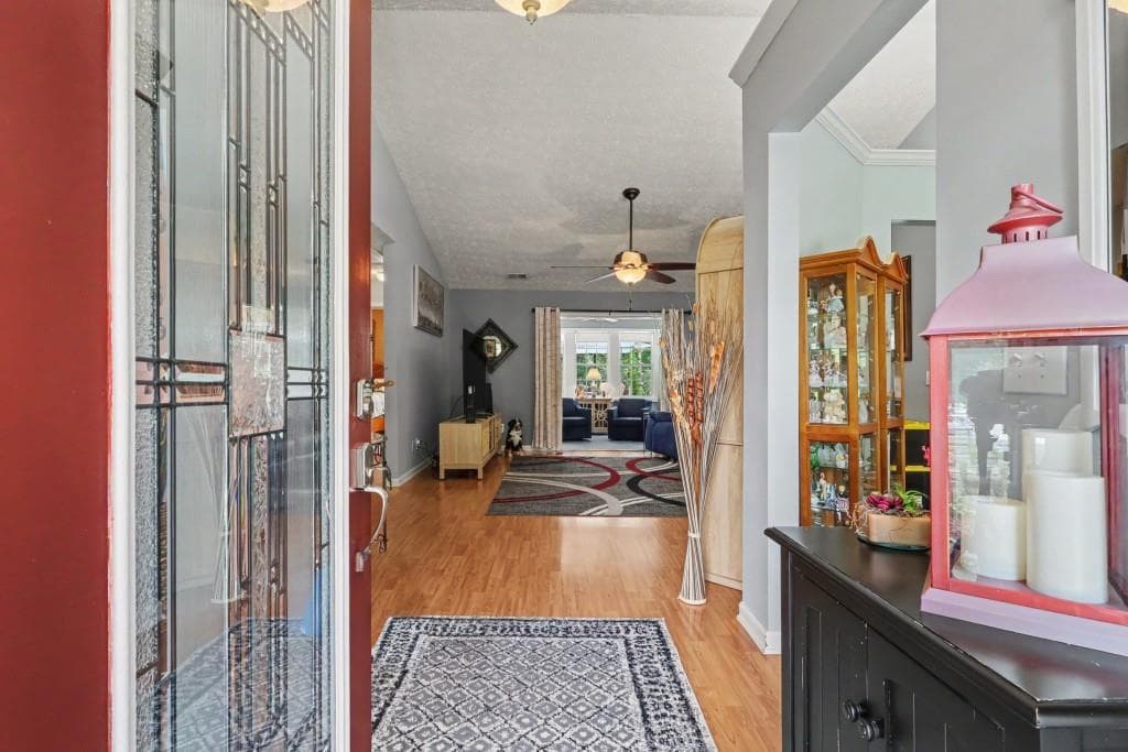 3 bedroom, 2 bathroom, 1,994 sq ft single family residence for sale at 29 OAKRIDGE Court, Douglasville, GA 30134 — photo 3