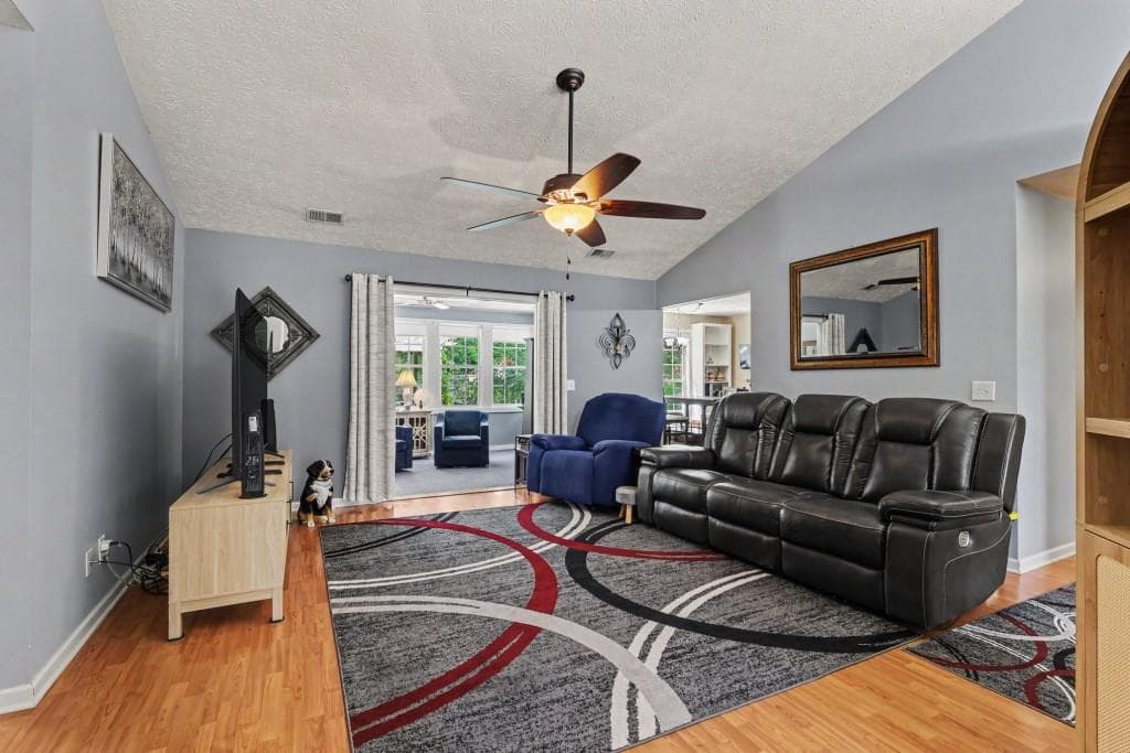 3 bedroom, 2 bathroom, 1,994 sq ft single family residence for sale at 29 OAKRIDGE Court, Douglasville, GA 30134 — photo 5