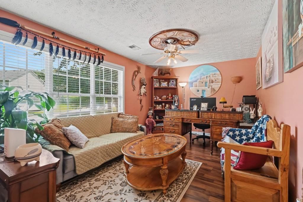 3 bedroom, 2 bathroom, 1,994 sq ft single family residence for sale at 29 OAKRIDGE Court, Douglasville, GA 30134 — photo 7