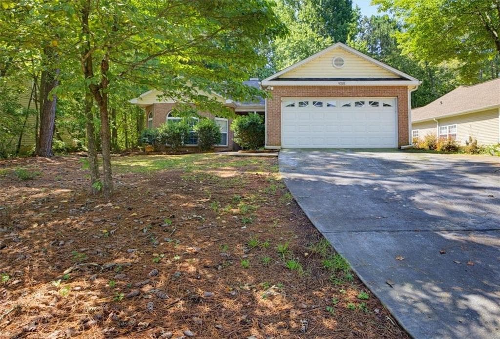 3 bedroom, 2 bathroom, 1,675 sq ft single family residence for sale at 9201 Tarnwood Circle, Villa Rica, GA 30180 — photo 1 of 34