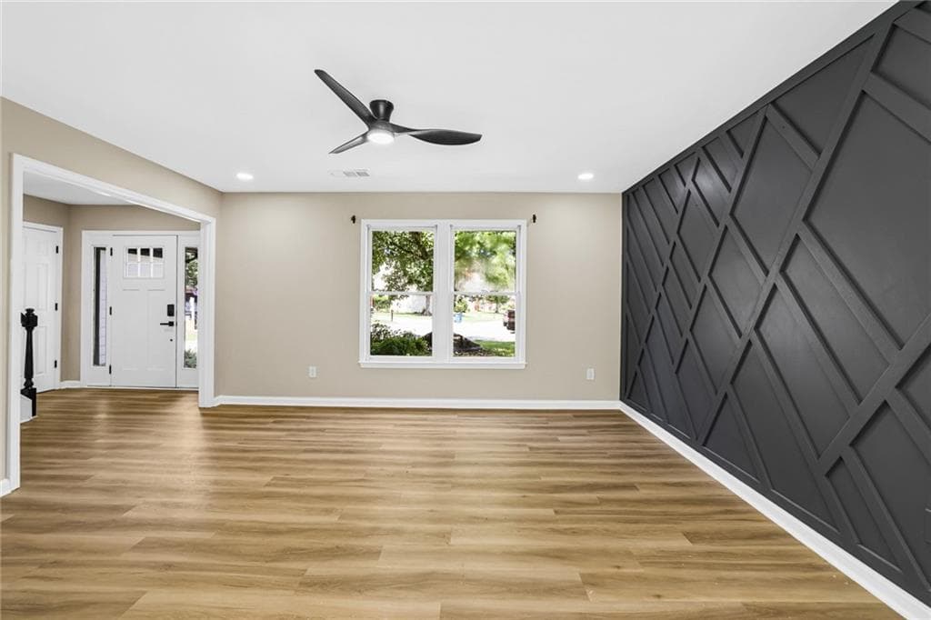 4 bedroom, 3 bathroom, 2,555 sq ft single family residence for sale at 4335 Abbotts Pointe Court, Duluth, GA 30097 — photo 3