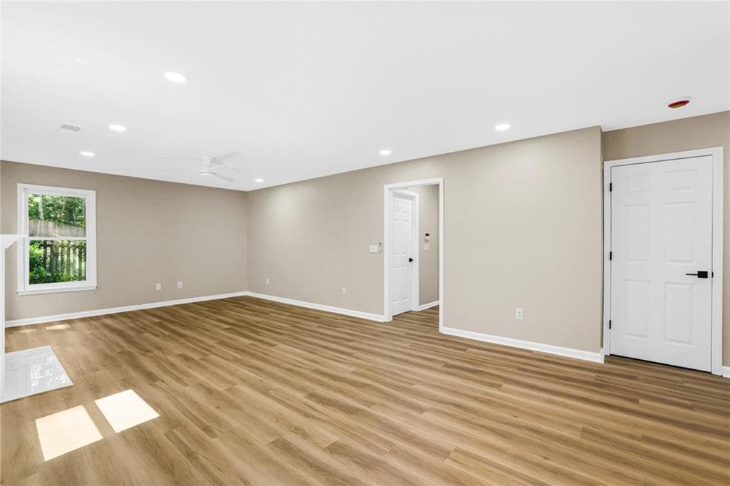 4 bedroom, 3 bathroom, 2,555 sq ft single family residence for sale at 4335 Abbotts Pointe Court, Duluth, GA 30097 — photo 5