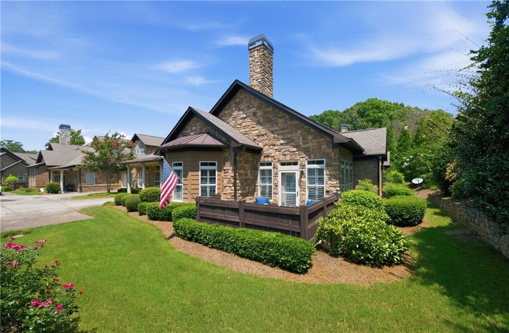 3 bedroom, 2 bathroom, 2,201 sq ft townhouse under contract at 4834 Rosebury Lane 3D, Acworth, GA 30101