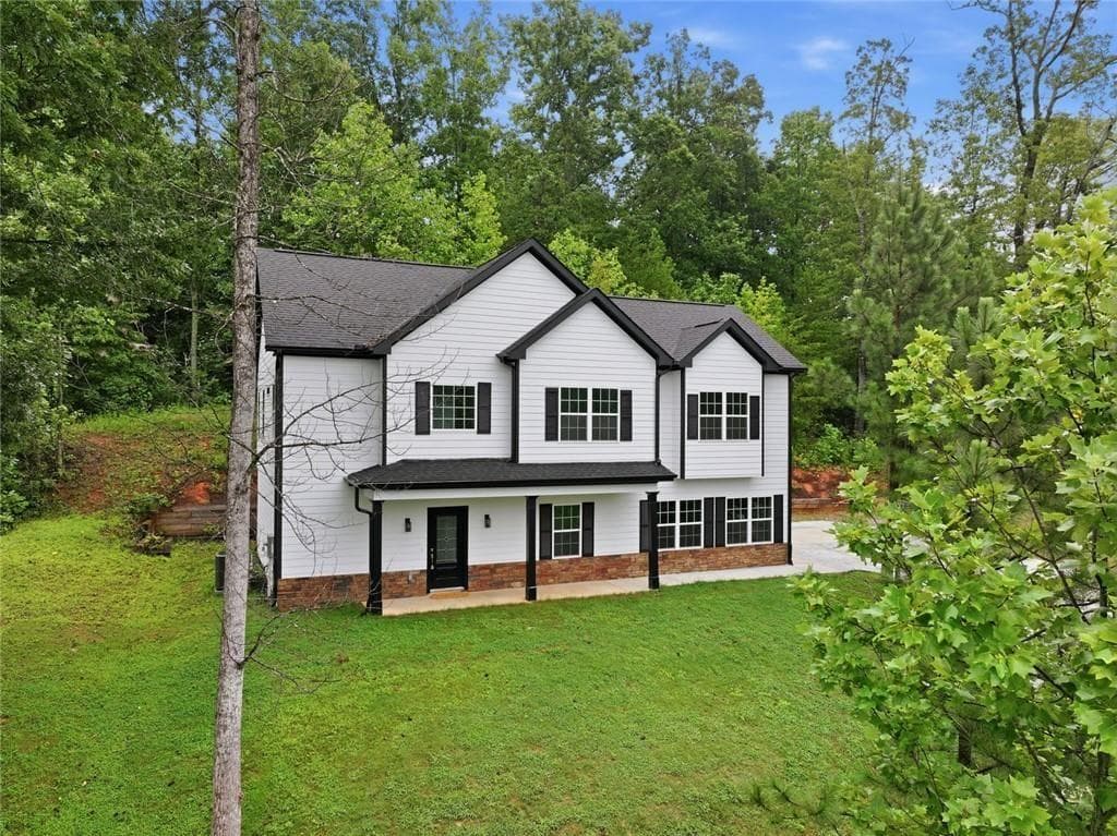 3 bedroom, 3 bathroom, 2,199 sq ft single family residence for sale at 5445 Speckled Wood Lane, Gainesville, GA 30506