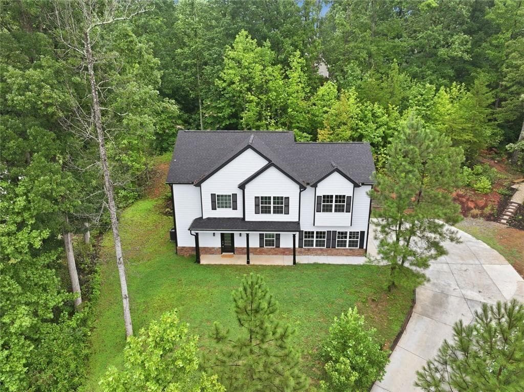 3 bedroom, 3 bathroom, 2,199 sq ft single family residence for sale at 5445 Speckled Wood Lane, Gainesville, GA 30506 — photo 2