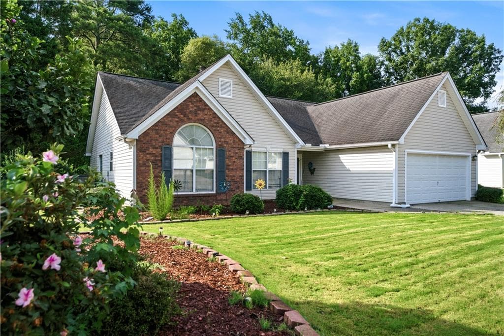 3 bedroom, 2 bathroom, 1,785 sq ft single family residence sold at 3289 Hampton Trace Court, Buford, GA 30519