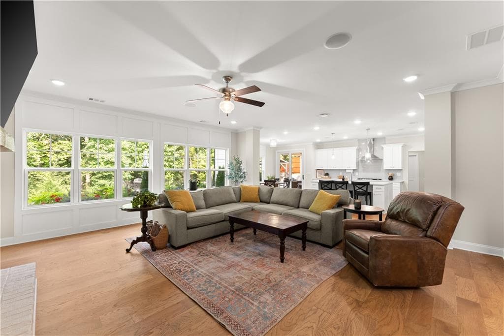 4 bedroom, 5 bathroom, 3,908 sq ft single family residence under contract at 5490 Little Mill Road, Buford, GA 30518 — photo 10