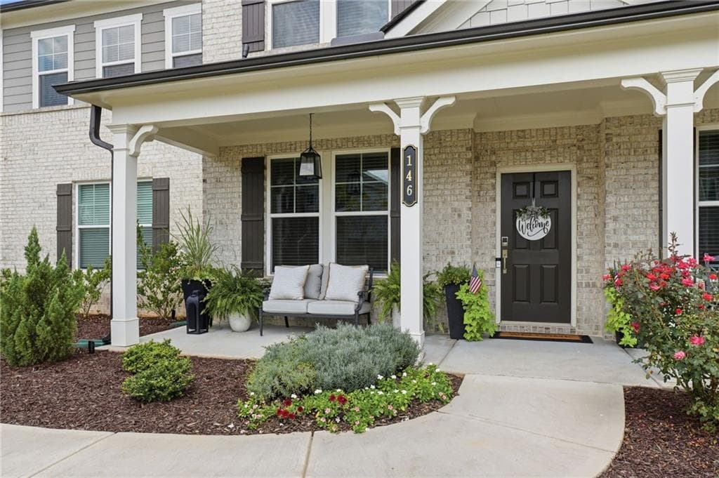 5 bedroom, 4 bathroom, 3,204 sq ft single family residence for sale at 146 Aspen Hall Drive, Canton, GA 30115 — photo 2
