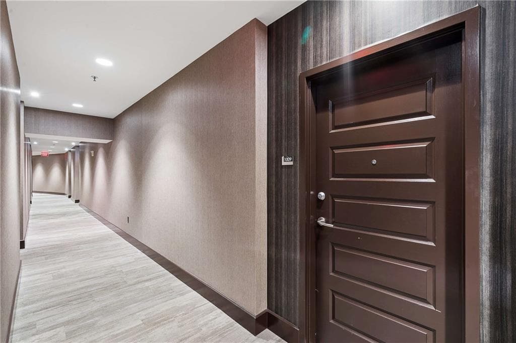 2 bedroom, 2 bathroom, 1,398 sq ft condominium for sale at 1080 Peachtree Street 1009, Atlanta, GA 30309 — photo 4