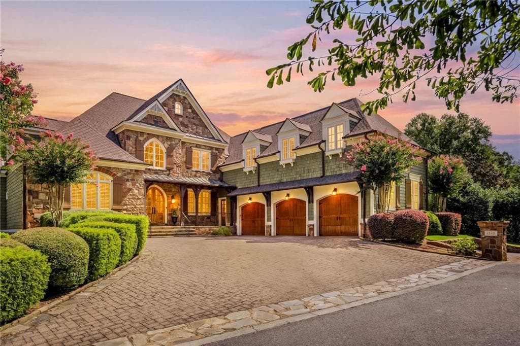 6 bedroom, 7 bathroom, 6,321 sq ft single family residence under contract at 2927 Orchard Knob, Atlanta, GA 30339