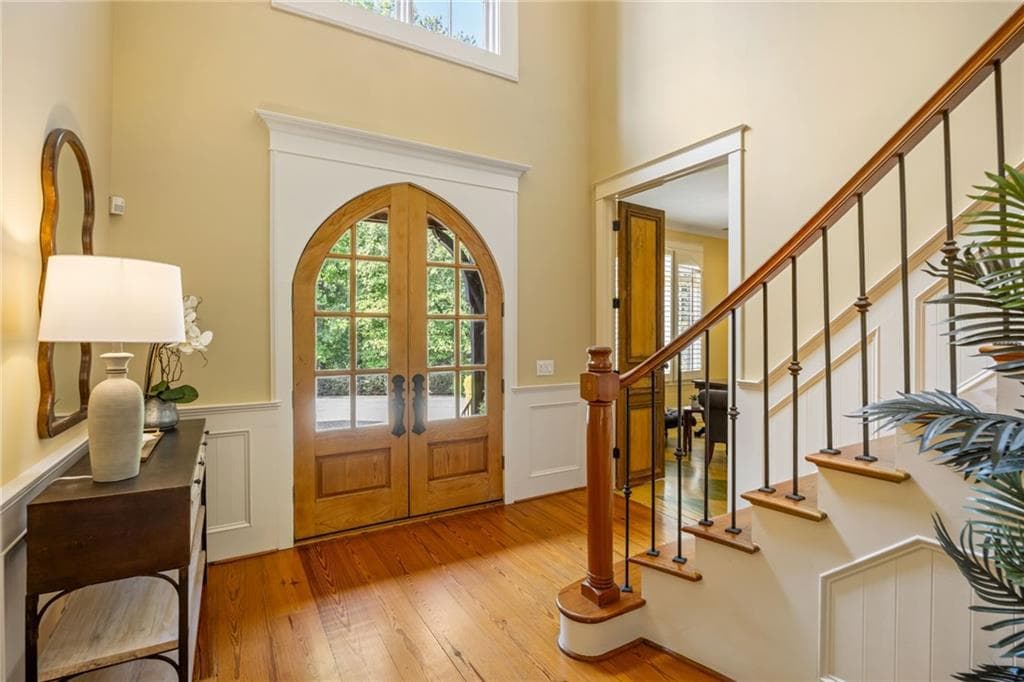 6 bedroom, 7 bathroom, 6,321 sq ft single family residence under contract at 2927 Orchard Knob, Atlanta, GA 30339 — photo 8