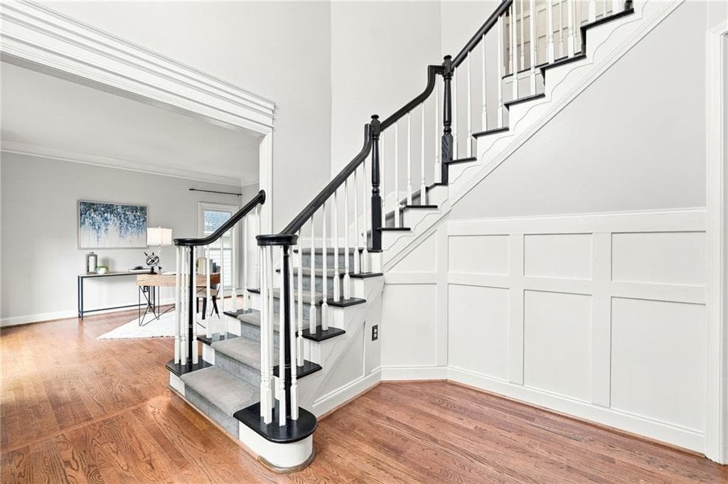 4 bedroom, 4 bathroom, 3,694 sq ft single family residence for sale at 7350 Devonhall Way, Johns Creek, GA 30097 — photo 7