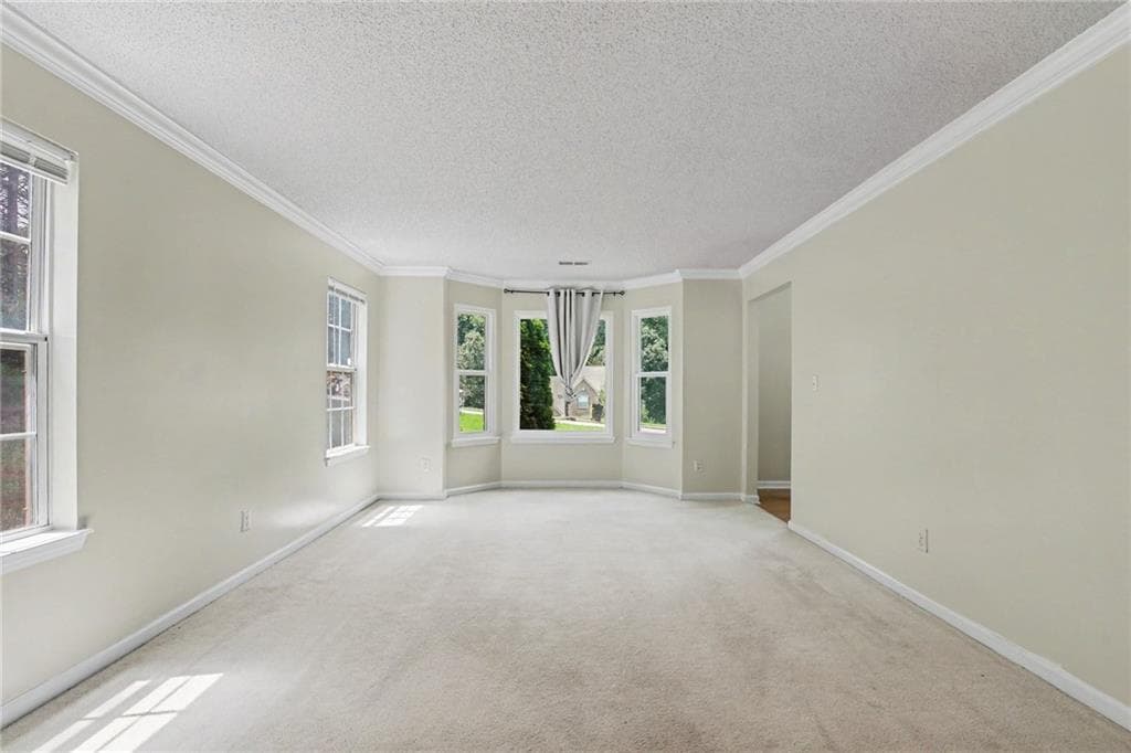 4 bedroom, 3 bathroom, 2,824 sq ft single family residence under contract at 1930 Winding Crossing Trail, Fairburn, GA 30213 — photo 6