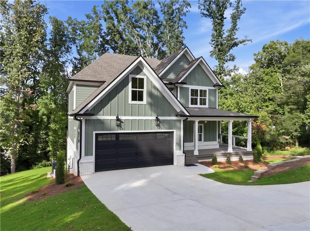 6 bedroom, 5 bathroom, 3,306 sq ft single family residence for sale at 784 Sherwood Road, Gainesville, GA 30501 — photo 3