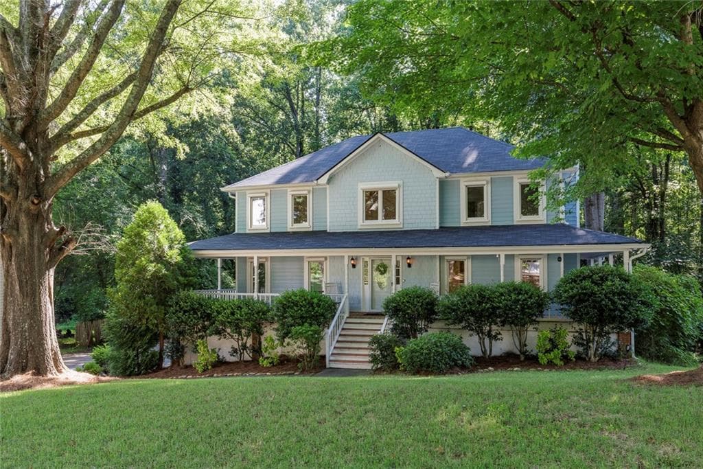 6 bedroom, 5 bathroom, 3,639 sq ft single family residence for sale at 4257 Arbor Club Drive, Marietta, GA 30066 — photo 2
