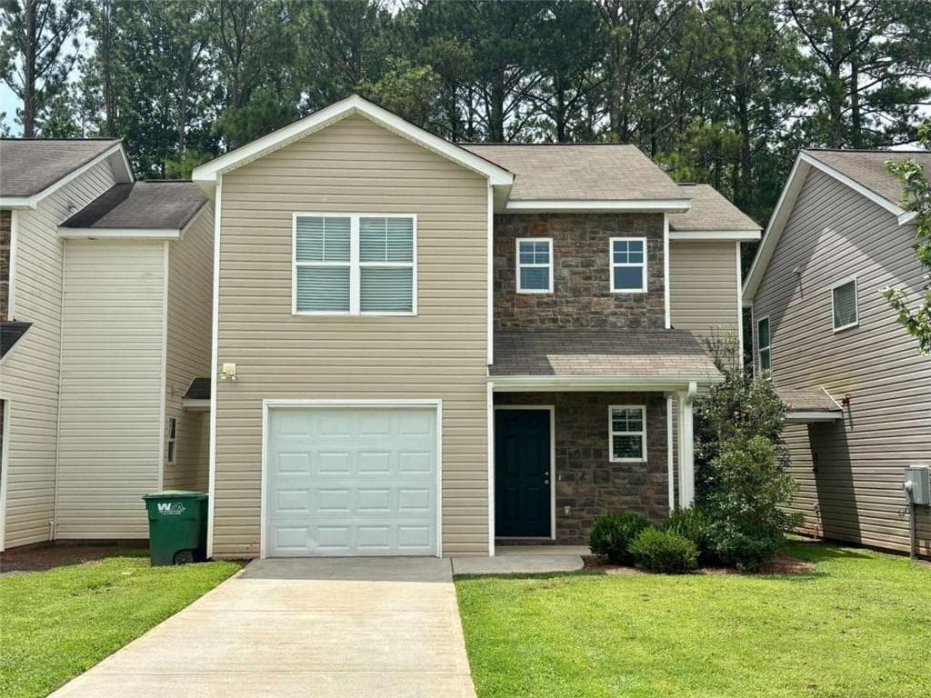 3 bedroom, 3 bathroom, 1,520 sq ft single family residence for rent at 629 Carlton Pointe Drive, Palmetto, GA 30268 for $1,725 a month