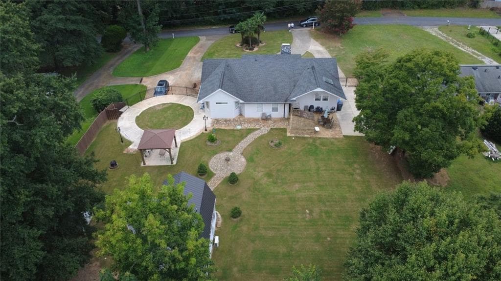 5 bedroom, 4 bathroom, 3,598 sq ft single family residence for rent at 569 Garner Way, Lilburn, GA 30047 for $3,250 a month — photo 3