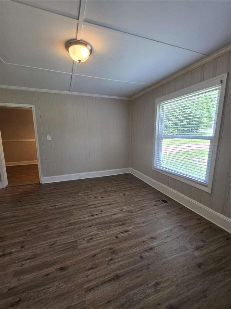 3 bedroom, 1 bathroom, 1,146 sq ft single family residence for sale at 2314 Highway 20, Conyers, GA 30012 — photo 10