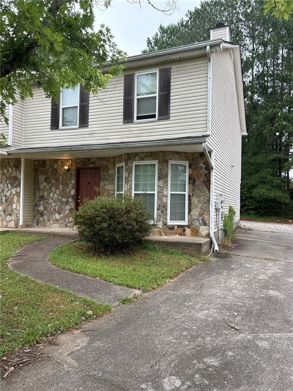 3 bedroom, 3 bathroom, 1,332 sq ft townhouse under contract at 3552 Hopkins Court, Powder Springs, GA 30127