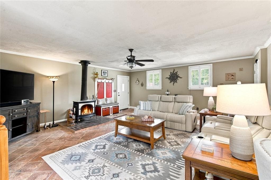 5 bedroom, 3 bathroom, 2,868 sq ft single family residence for sale at 2779 Bob Cox Road, Marietta, GA 30064 — photo 7