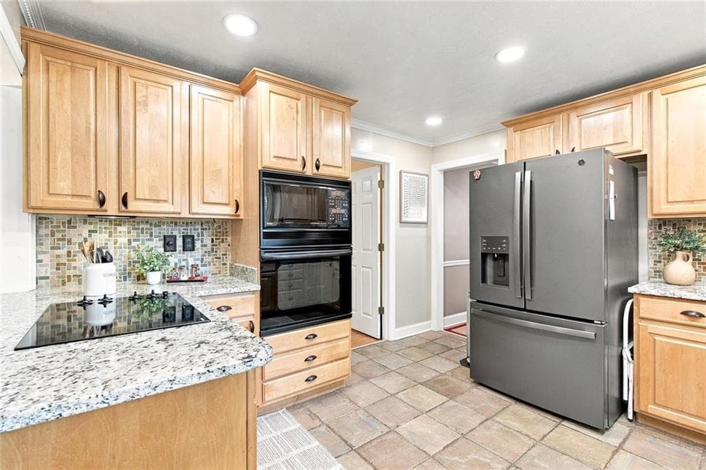 5 bedroom, 3 bathroom, 2,868 sq ft single family residence for sale at 2779 Bob Cox Road, Marietta, GA 30064 — photo 9