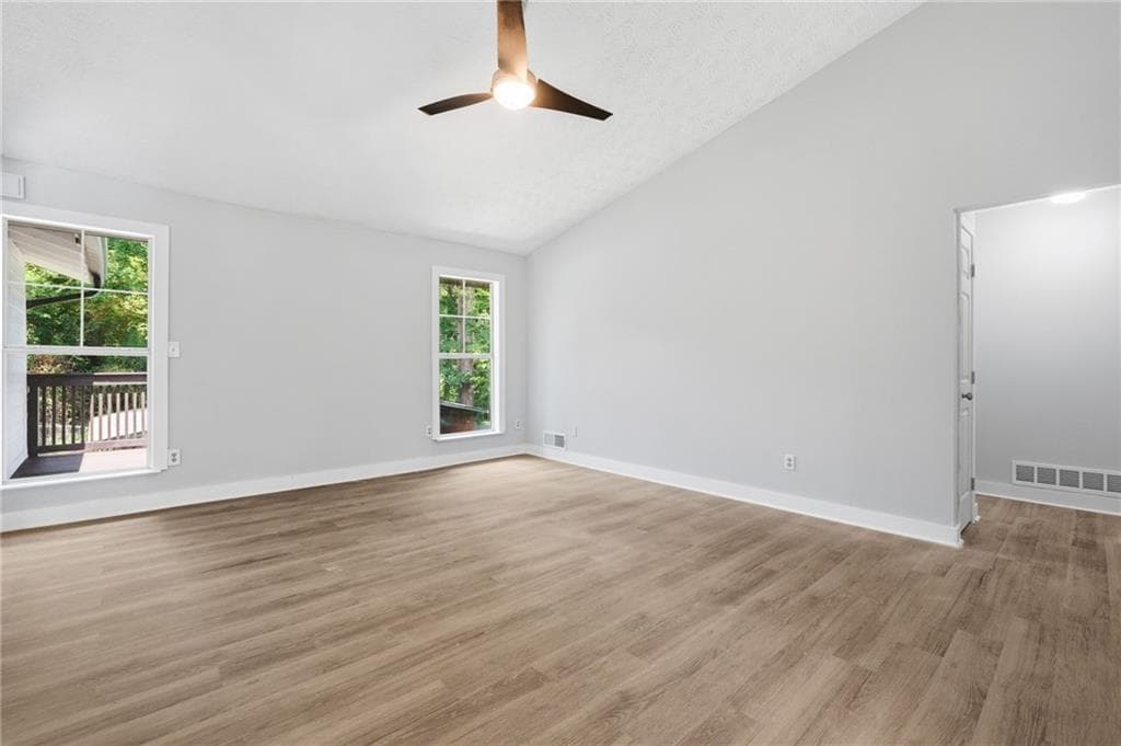 5 bedroom, 2 bathroom, 1,640 sq ft single family residence for sale at 1445 Diplomat Drive, Riverdale, GA 30296 — photo 5