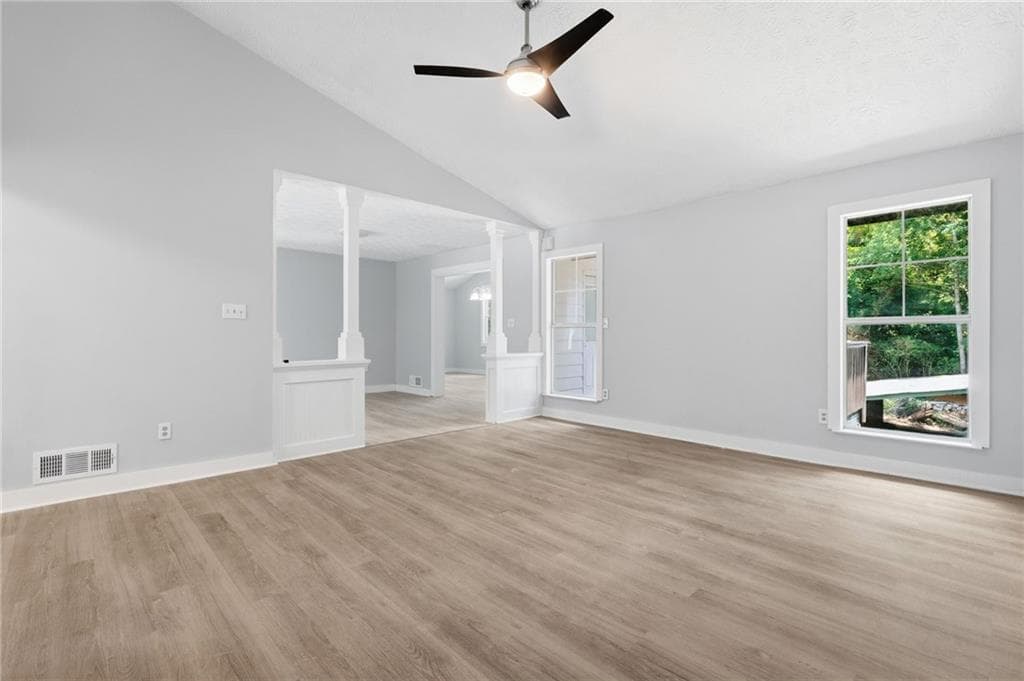 5 bedroom, 2 bathroom, 1,640 sq ft single family residence for sale at 1445 Diplomat Drive, Riverdale, GA 30296 — photo 7