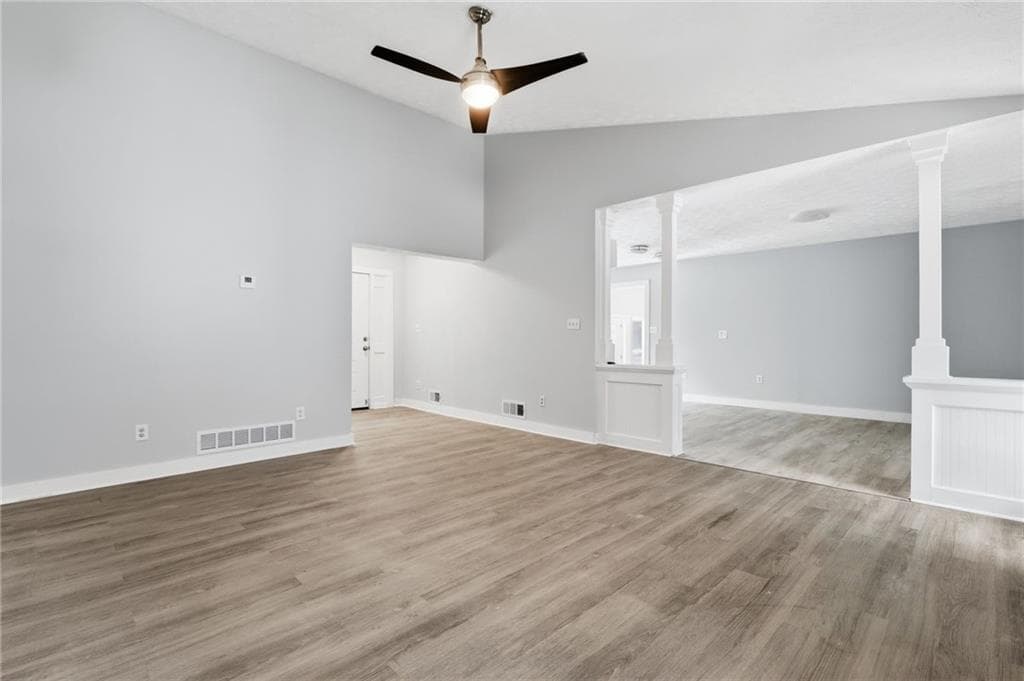 5 bedroom, 2 bathroom, 1,640 sq ft single family residence for sale at 1445 Diplomat Drive, Riverdale, GA 30296 — photo 8