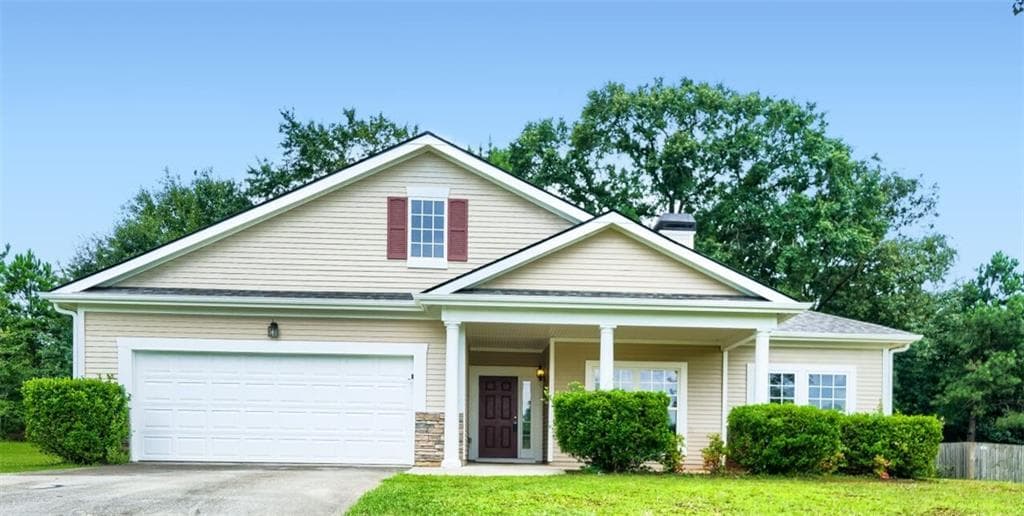 3 bedroom, 2 bathroom, 1,737 sq ft single family residence under contract at 421 Bedford Crossing, Mcdonough, GA 30253 — photo 2