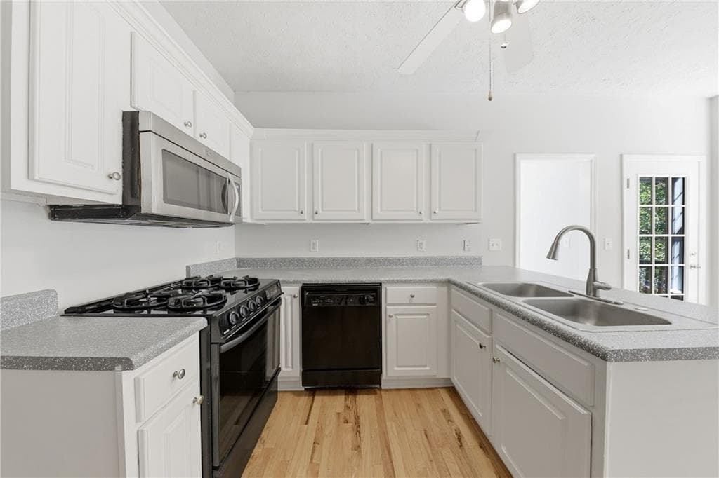 4 bedroom, 3 bathroom, 2,489 sq ft single family residence under contract at 4795 Liberty Road, Villa Rica, GA 30180 — photo 5