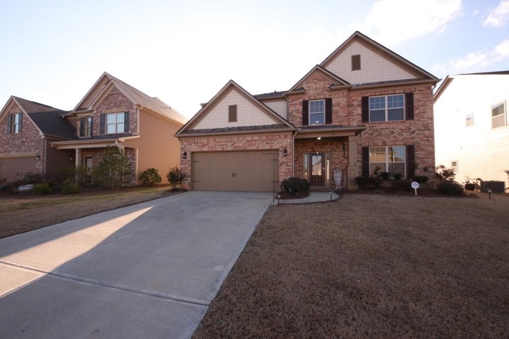 5 bedroom, 3 bathroom, 3,008 sq ft single family residence for rent at 3415 Pointe Vecchio Circle, Cumming, GA 30040 for $2,550 a month — photo 2