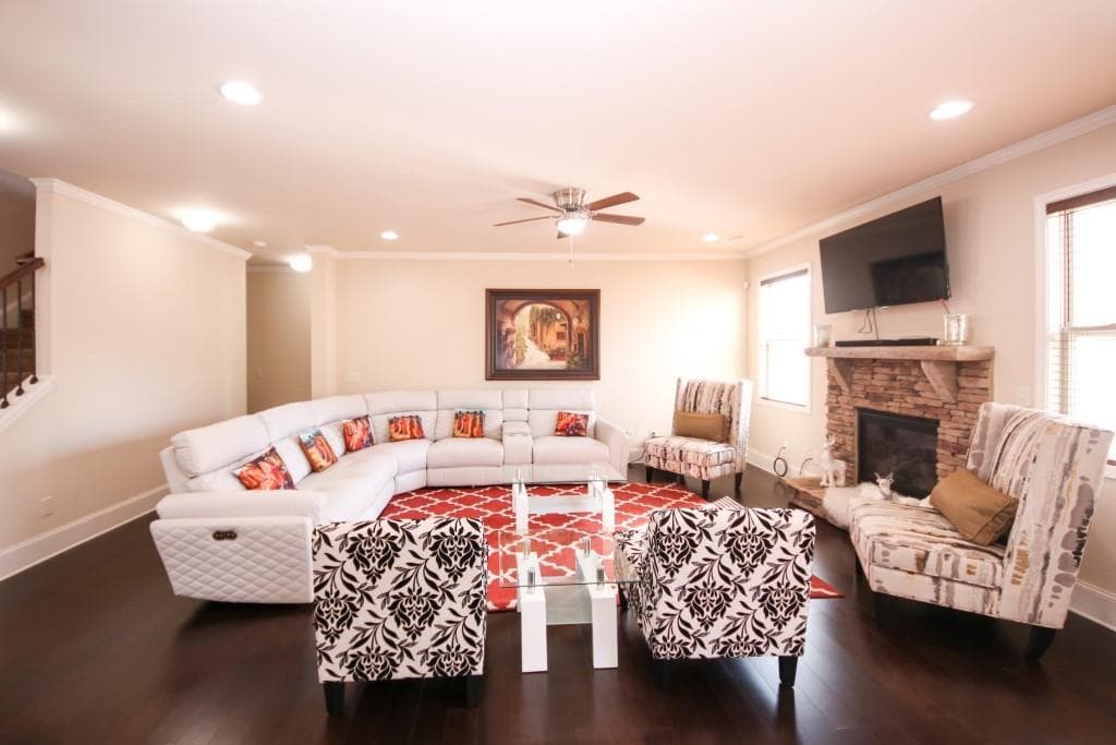 5 bedroom, 3 bathroom, 3,008 sq ft single family residence for rent at 3415 Pointe Vecchio Circle, Cumming, GA 30040 for $2,550 a month — photo 7