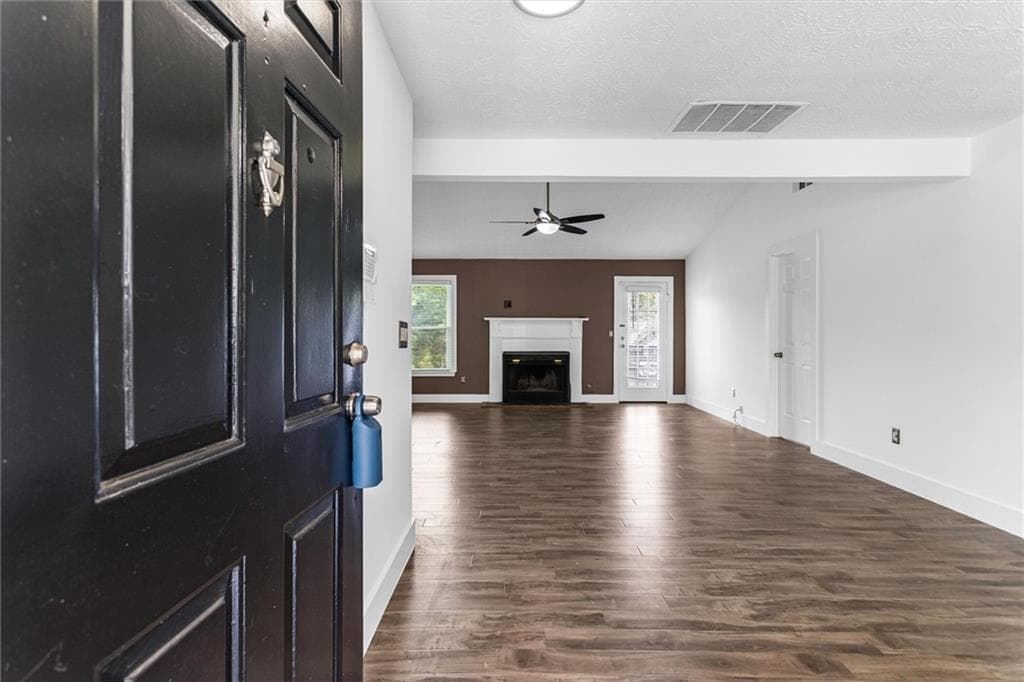 3 bedroom, 2 bathroom, 1,279 sq ft single family residence for rent at 140 Grayland Creek Drive, Lawrenceville, GA 30046 for $2,100 a month — photo 4