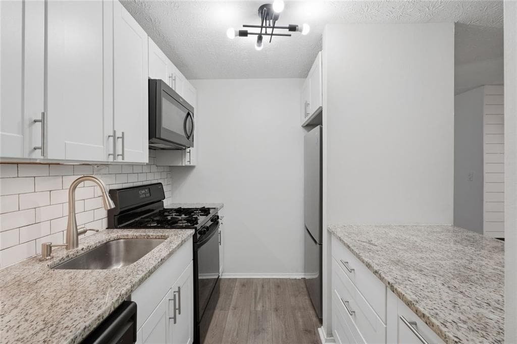 1 bedroom, 1 bathroom, 752 sq ft condominium for sale at 703 Cumberland Court, Smyrna, GA 30080 — photo 7