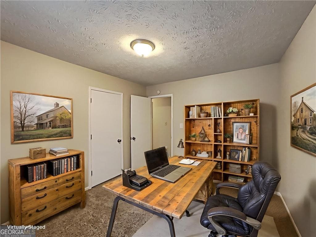 3 bedroom, 3 bathroom, 1,932 sq ft single family residence for sale at 3271 Mixon Way, Stone Mountain, GA 30087 — photo 4