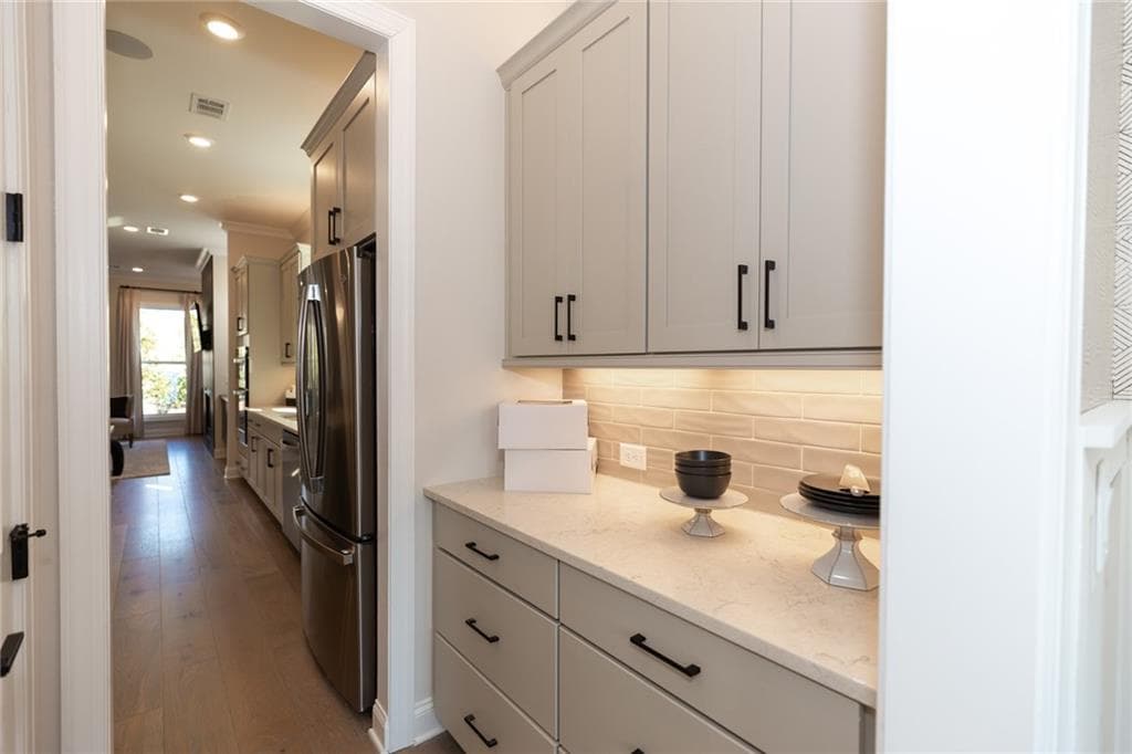 4 bedroom, 3 bathroom, 2,764 sq ft single family residence for sale at 899 Eastman Court, Hoschton, GA 30548 — photo 5