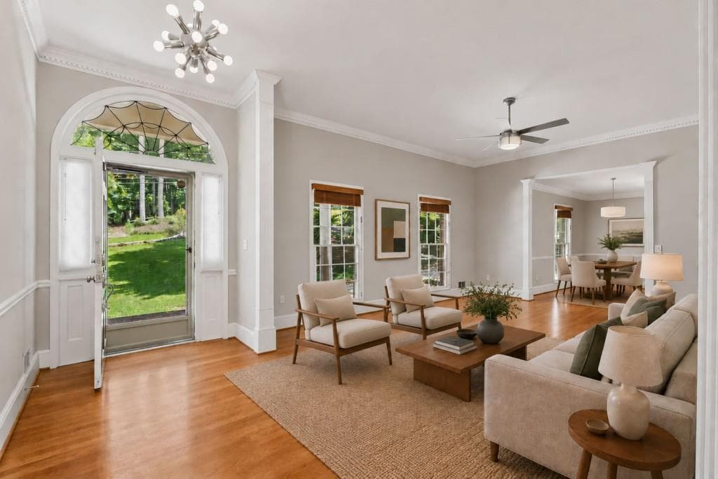 5 bedroom, 3 bathroom, 4,178 sq ft single family residence under contract at 2724 Cravey Drive, Atlanta, GA 30345 — photo 3