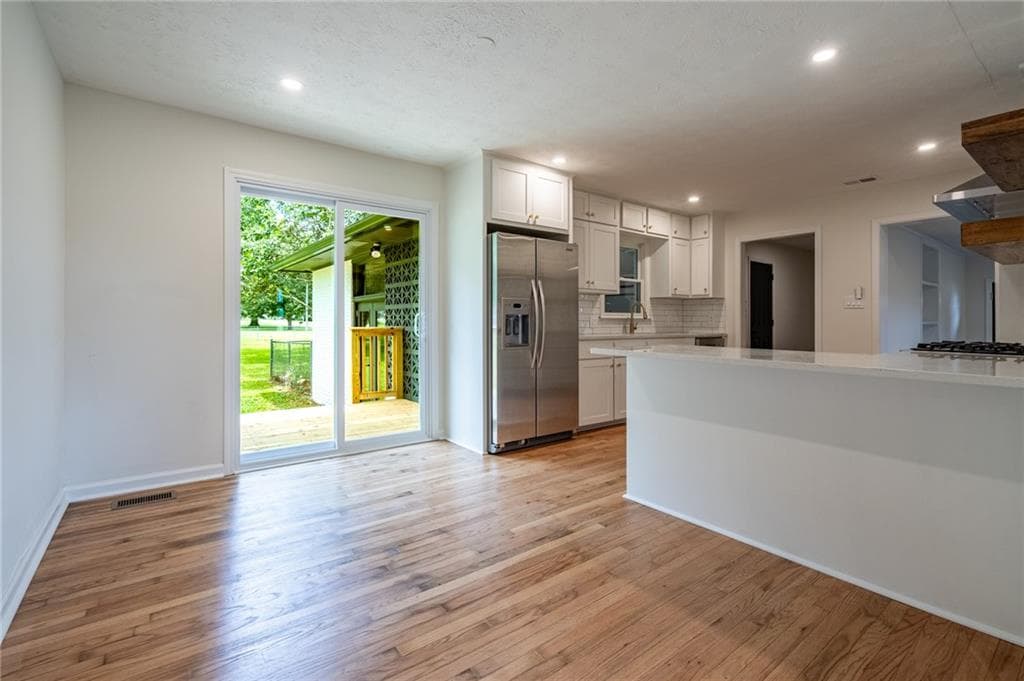 3 bedroom, 2 bathroom, 1,881 sq ft single family residence under contract at 604 Mission Road, Cartersville, GA 30120 — photo 6
