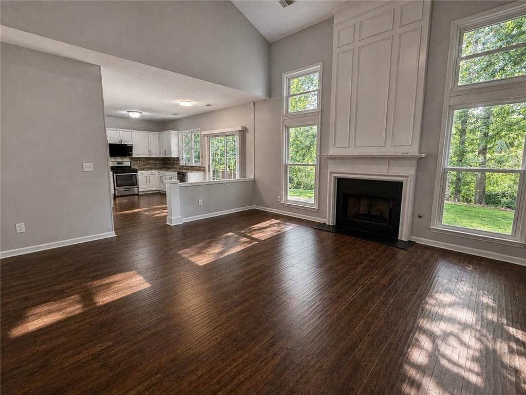 3 bedroom, 3 bathroom, 1,998 sq ft single family residence for rent at 535 Arncliffe Court, Johns Creek, GA 30005 for $2,700 a month — photo 10