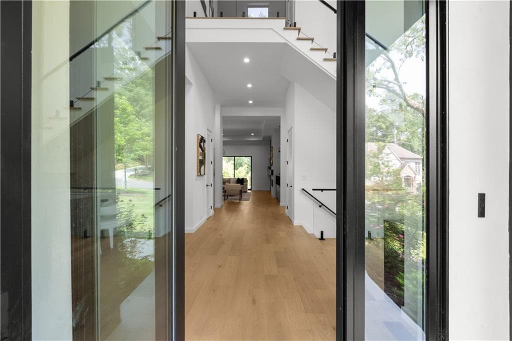 6 bedroom, 8 bathroom, 7,040 sq ft single family residence for rent at 3293 Lenox Place, Atlanta, GA 30324 for $25,000 a month — photo 4