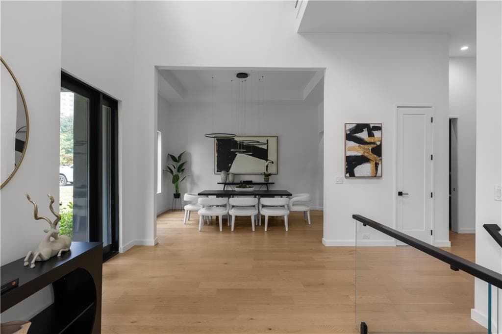 6 bedroom, 8 bathroom, 7,040 sq ft single family residence for rent at 3293 Lenox Place, Atlanta, GA 30324 for $25,000 a month — photo 8
