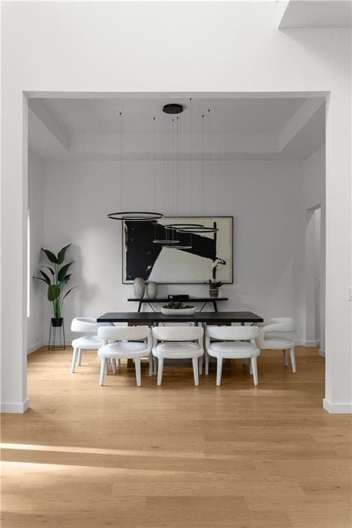6 bedroom, 8 bathroom, 7,040 sq ft single family residence for rent at 3293 Lenox Place, Atlanta, GA 30324 for $25,000 a month — photo 9