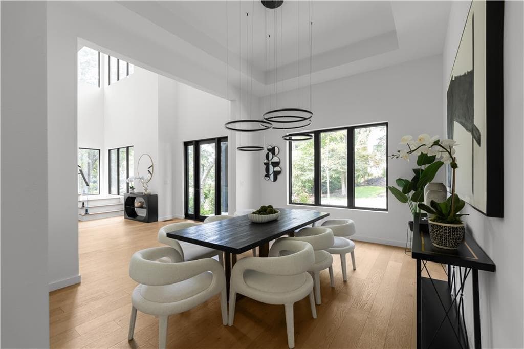 6 bedroom, 8 bathroom, 7,040 sq ft single family residence for rent at 3293 Lenox Place, Atlanta, GA 30324 for $25,000 a month — photo 10