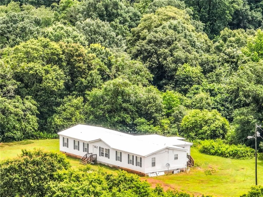 4 bedroom, 2 bathroom single family residence for sale at 397 Reed Brawner Road, Royston, GA 30662 — photo 6