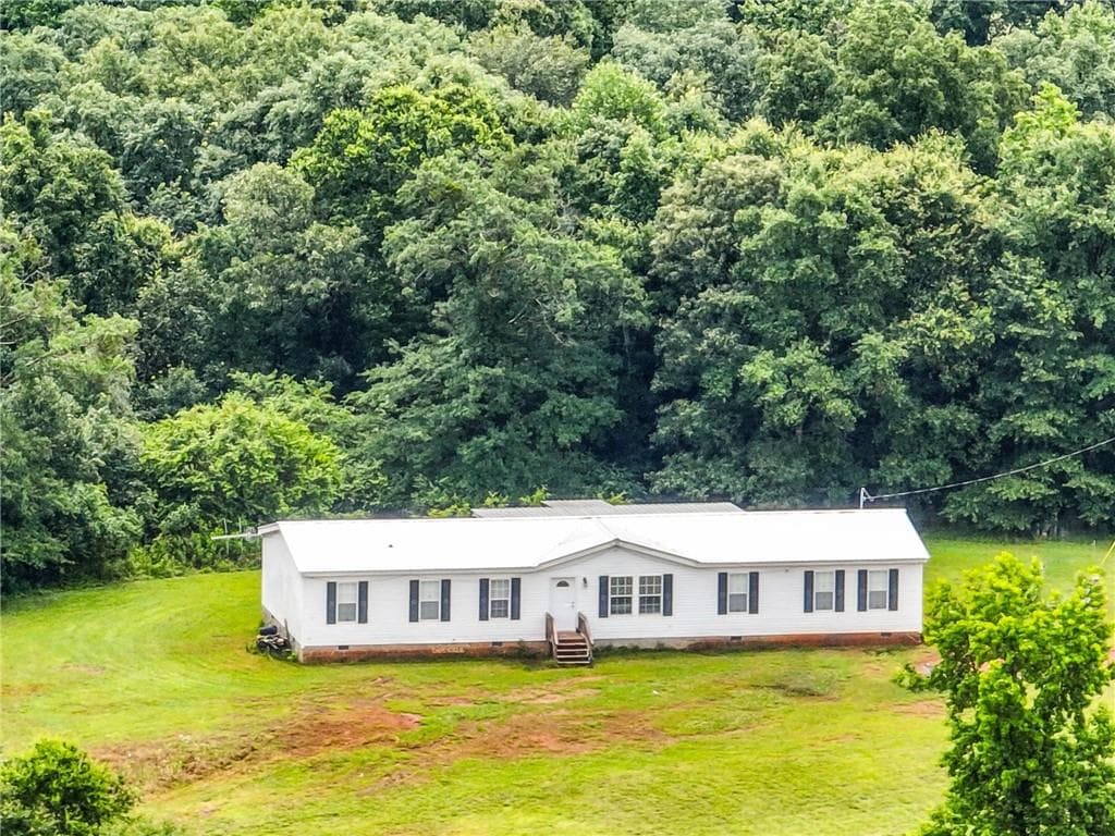 4 bedroom, 2 bathroom single family residence for sale at 397 Reed Brawner Road, Royston, GA 30662 — photo 7